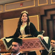 Load image into Gallery viewer, Rent Moroccan Amariya & palanquin