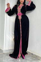 Load image into Gallery viewer, Rent Moroccan Kaftan - black & fuchsia
