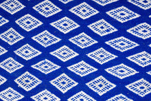 Load image into Gallery viewer, Rent Moroccan Kilim Rug #871