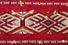 Load image into Gallery viewer, Rent Moroccan Kilim Rug #873