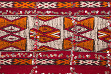 Load image into Gallery viewer, Rent Moroccan Kilim Rug #875