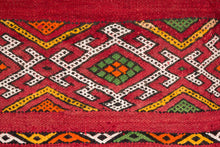 Load image into Gallery viewer, Rent Moroccan Kilim Rug #884