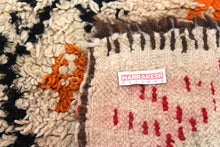 Load image into Gallery viewer, Azilal, Vintage Moroccan Berber Rug