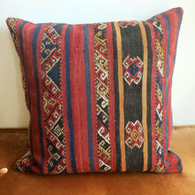 Load image into Gallery viewer, Berber Wool Pillow - Vintage Moroccan Floor Cushion VKFP074
