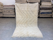 Load image into Gallery viewer, Moroccan Berber Rug - Beni Ouarain 19
