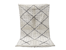 Load image into Gallery viewer, Moroccan Berber Rug - Beni Ouarain 23
