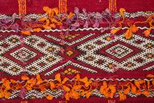 Load image into Gallery viewer, Rent Moroccan Kilim Rug #825
