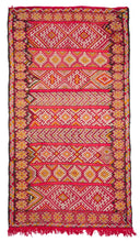 Load image into Gallery viewer, Rent Moroccan Kilim Rug #826
