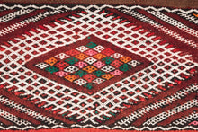 Load image into Gallery viewer, Rent Moroccan Kilim Rug #841
