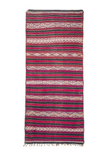 Load image into Gallery viewer, Rent Moroccan Kilim Rug #865
