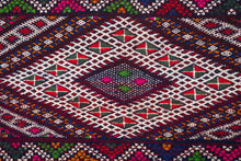Load image into Gallery viewer, Rent Moroccan Kilim Rug #874
