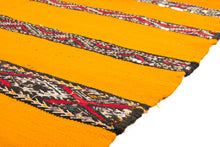 Load image into Gallery viewer, Rent Moroccan Kilim Rug #891
