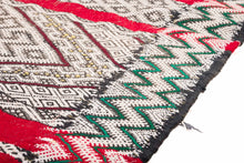 Load image into Gallery viewer, Rent Moroccan Kilim Rug #894
