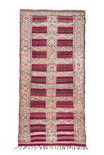 Load image into Gallery viewer, Rent Moroccan Kilim Rug #896
