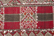 Load image into Gallery viewer, Rent Moroccan Kilim Rug #901
