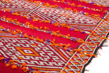 Load image into Gallery viewer, Rent Moroccan Kilim Rug #907
