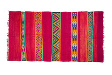 Load image into Gallery viewer, Rent Moroccan Kilim Rug #908
