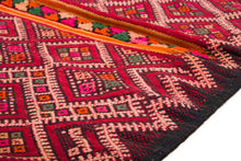 Load image into Gallery viewer, Rent Moroccan Kilim Rug #911
