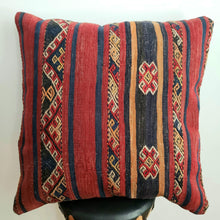 Load image into Gallery viewer, Berber Wool Pillow - Vintage Moroccan Floor Cushion VKFP052
