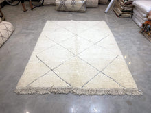 Load image into Gallery viewer, Moroccan Berber Rug - Beni Ouarain 1
