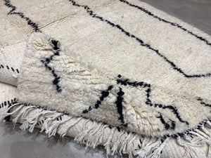 Moroccan Berber Rug - Beni Ouarain 16