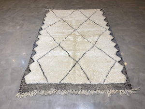 Moroccan Berber Rug - Beni Ouarain 17