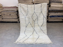 Load image into Gallery viewer, Moroccan Berber Rug - Beni Ouarain 20
