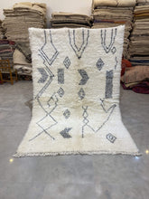 Load image into Gallery viewer, Moroccan Berber Rug - Beni Ouarain 3

