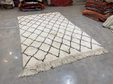 Load image into Gallery viewer, Moroccan Berber Rug - Beni Ouarain 5
