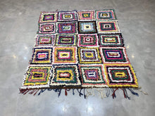Load image into Gallery viewer, Moroccan Berber Rug - Boucherouite vintage 14
