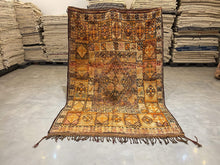 Load image into Gallery viewer, Moroccan Berber Rug - Vintage Rug 1
