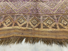 Load image into Gallery viewer, Moroccan Berber Rug - Vintage Rug 14
