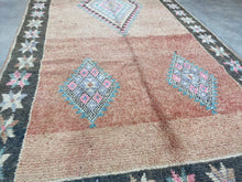 Load image into Gallery viewer, Moroccan Berber Rug - Vintage Rug 15

