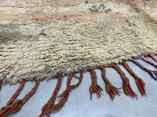 Load image into Gallery viewer, Moroccan Berber Rug - Vintage Rug 8

